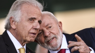 O ministro da Defesa, José Múcio Monteiro e o presidente Luiz Inácio Lula da Silva