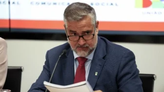 O ministros da Secretaria de Comunicação da Presidência da República, Paulo Pimenta.