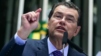 O senador Eduardo Braga (MDB-AM).