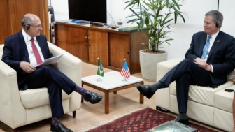 O vice-presidente Geraldo Alckmin recebe o senador americano Steve Daines, do Partido Republicano