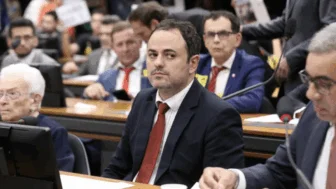 Glauber Braga