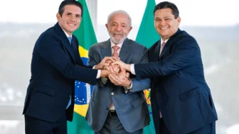 Lula, com Hugo Motta e Davi Alcolumbre
