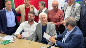 Requião Filho, Roberto Requião e Carlos Lupi