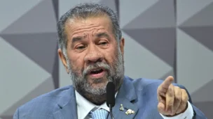 O ex-ministro da Previdência Social Carlos Lupi, é ouvido na CPMI - INSS