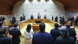 Luís Roberto Barroso em última sessão como presidente do STF.