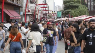 Liberdade, Trabalhadores, Comércio