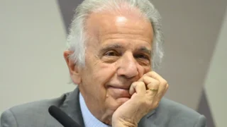 Ministro de Estado da Defesa, José Múcio Monteiro Filho.