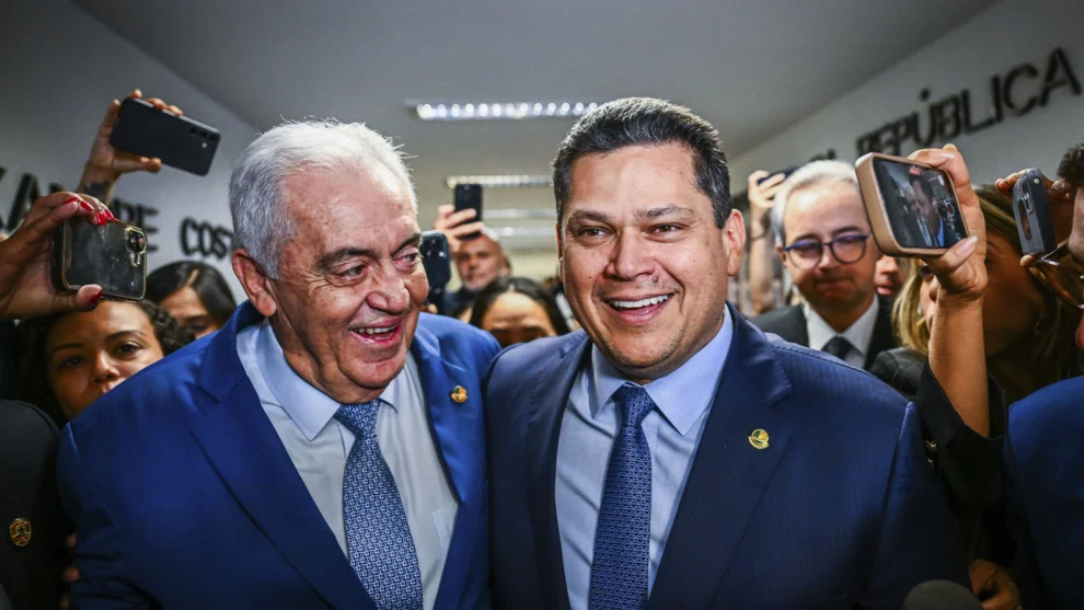 O Presidente do Senado e do Congresso Nacional, Davi Alcolumbre e o senador Otto Alencar