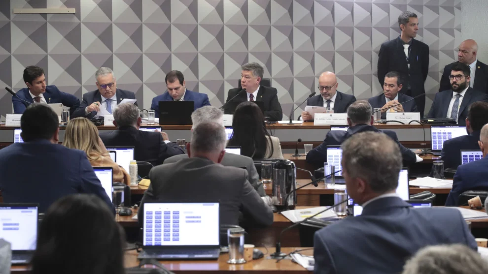 Empresário, Antônio Carlos, "Careca do INSS" O deputado Alfredo Gaspar e o senador Carlos Viana