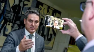 Oposição se reúne para discutir ações no Congresso no dia do julgamento de Bolsonaro