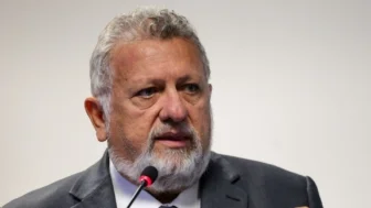 Carlos Vieira