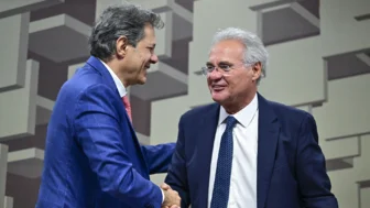 O ministro de Estado da Fazenda, Fernando Haddad e o senador Renan Calheiros.