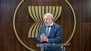 Lula dá entrevista em Jacarta, na Indonésia