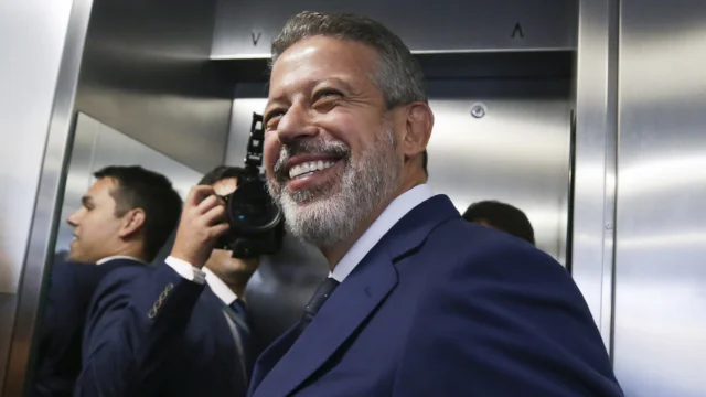 Relator do IR deputado Arthur Lira