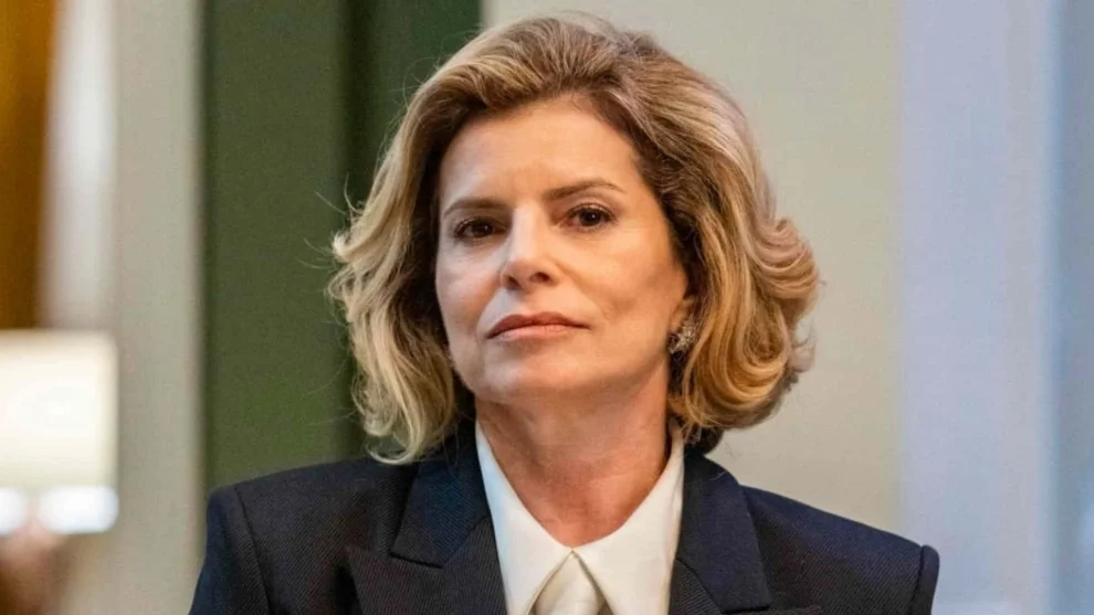 Débora Bloch como Odete Roitman