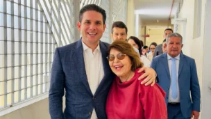 Foto: Reprodução/Rede sociais Presidente da Câmara dos Deputados, Hugo Motta e sua vó Francisca Motta, Deputada Estadual/PB