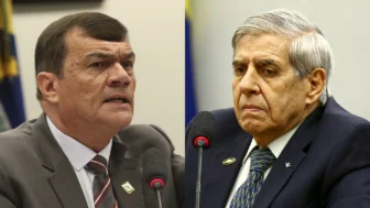 O ministro da Defesa, Paulo Sérgio Nogueira de Oliveira, com o ministro do Gabinete de Segurança Institucional (GSI), general Augusto Heleno