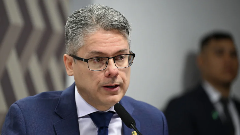 relator da CPICRIME, senador Alessandro Vieira