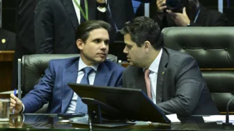 presidente da Câmara dos Deputados, deputado Hugo Motta e o presidente do Senado Federal, senador Davi Alcolumbre