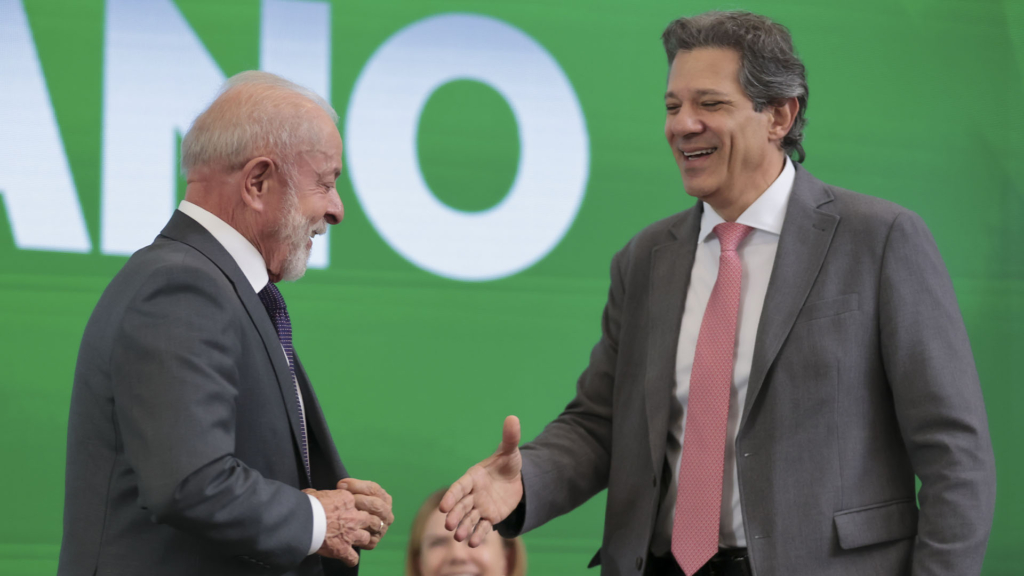 O presidente Luiz Inácio Lula da Silva e o ministro da Fazenda, Fernando Haddad