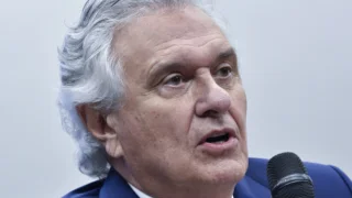 Ronaldo Caiado governador do estado de Goiás.