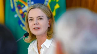 A ministra de Relações Institucionais, Gleisi Hoffmann