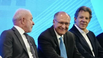 Vice Presidente da República Geraldo Alckmin e o Presidente da República Luiz Inácio Lula da Silva e o ministro da Fazenda Fernando Haddad