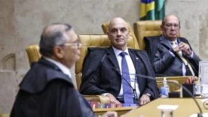 Os ministros Flávio Dino, Alexandre de Moraes e Gilmar Mendes