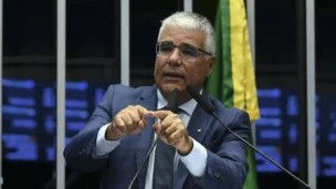 senador Eduardo Girão