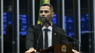 senador Cleitinho