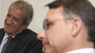 O Presidente Nacional do Partido Liberal, Valdemar Costa Neto, com o Senador e pré-candidato a Presidência da Republica pelo PL, Flávio Bolsonaro (PL/ RJ)