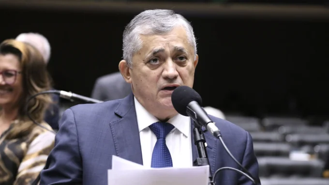 Dep. José Guimarães