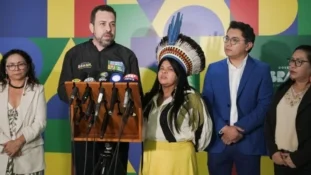 Guilherme Boulos e Sonia Guajajara