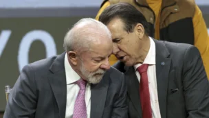 Presidente da República, Luiz Inácio Lula da Silva, e o ministro do Trabalho, Luiz Marinho