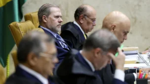 Ministros Flávio Dino, André Mendonça, Alexandre de Moraes, Dias Toffoli e Gilmar Mendes