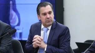 Dep. Isnaldo Bulhões Jr.