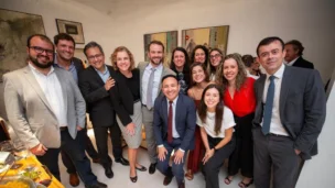 O empresário Joesley Batista aparece em foto da festa de posse de Dario Durigan como ministro da Fazenda