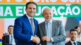 Presidente da República, Luiz Inácio Lula da Silva com o presidente da Câmara dos Deputados, Hugo Motta