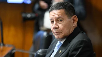 senador Hamilton Mourão