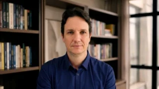 Sem o pragmatismo do mau político, o bom político não se estabelece