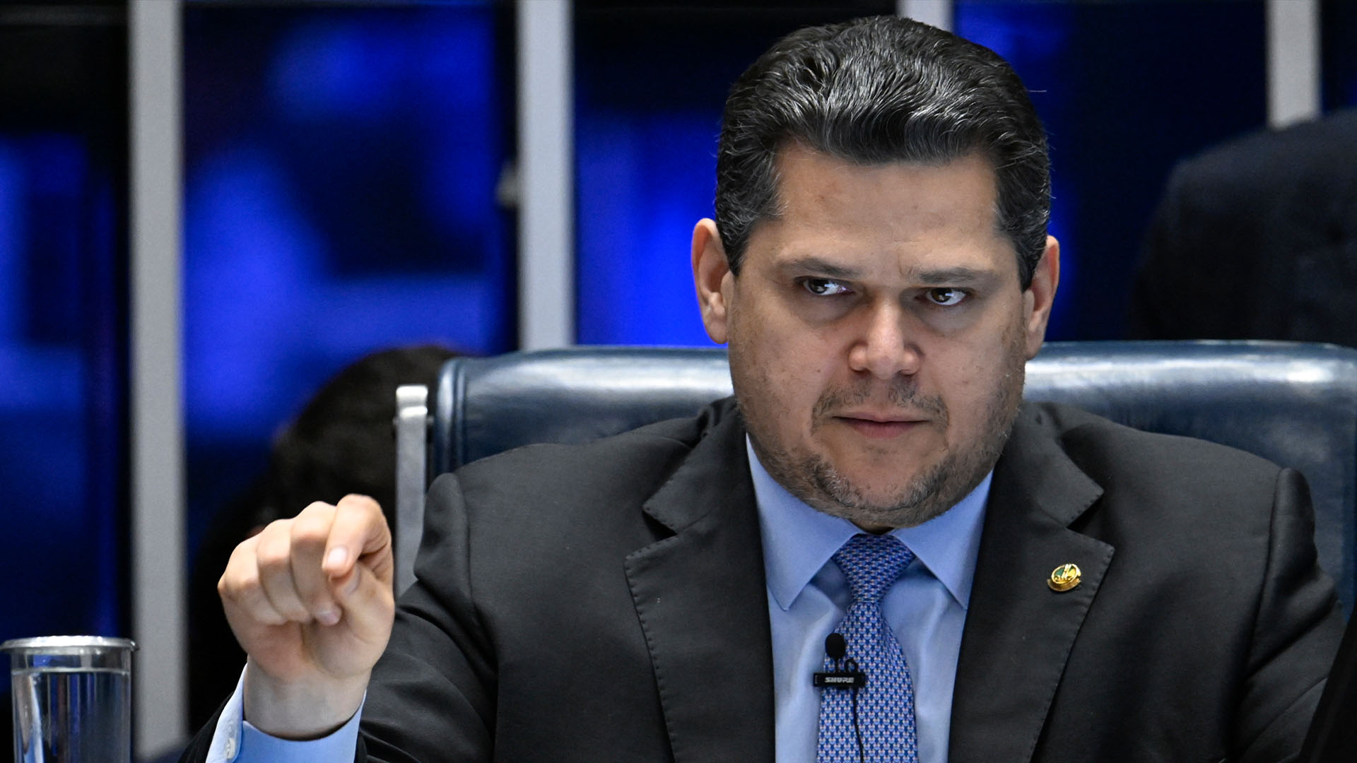 De olho em votos do Rio, Planalto quer que Alcolumbre também a PEC da Segurança