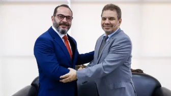 O Ministro da Justiça e Segurança Pública do Brasil é Wellington César Lima e Silva e o Dr. Fernando Comin, Corregedor Nacional do Ministério Público