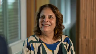 Márcia Abrahão, ex-reitora da UnB Pré-candidata a deputada federal pelo PT-DF