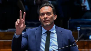 senador Styvenson Valentim