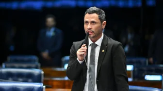 senador Cleitinho