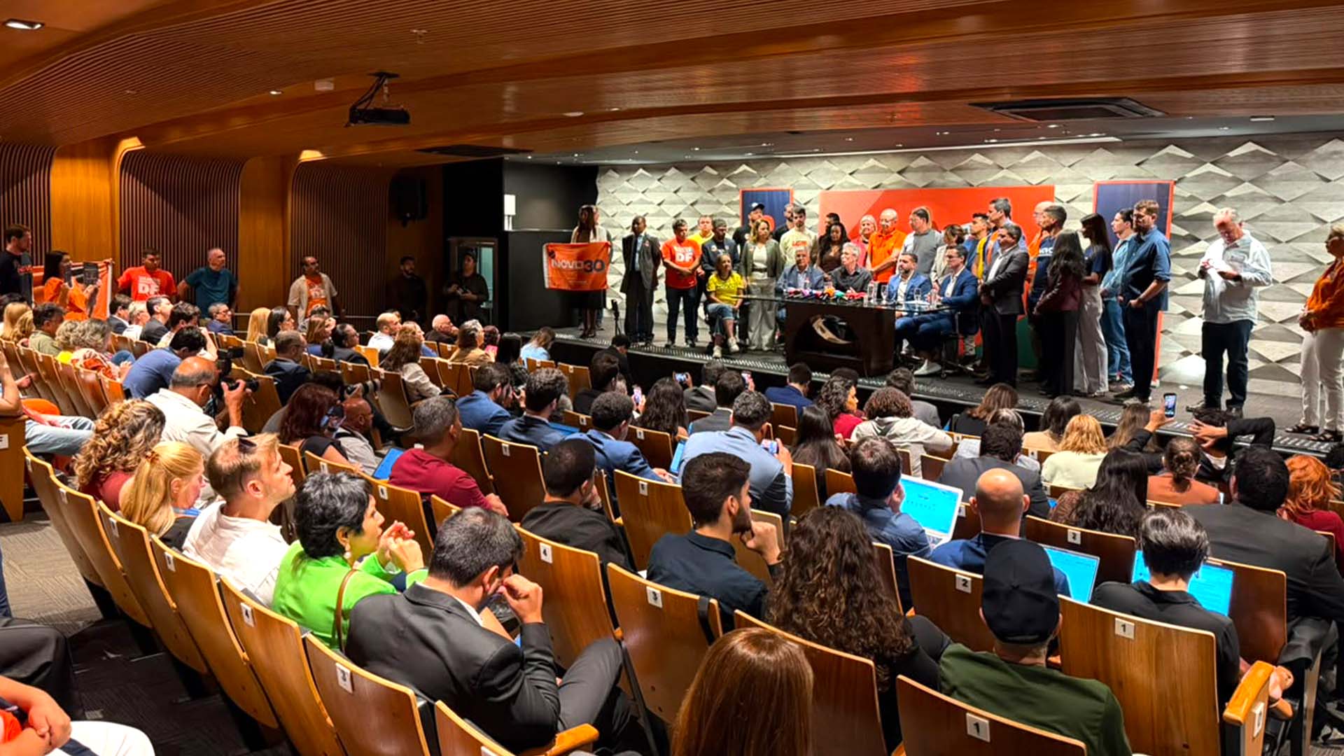 As duas perguntas evitadas por Romeu Zema, confirmado candidato do Novo