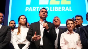 Flávio Bolsonaro anuncia vice para disputa à Presidência Alfredo Gaspar