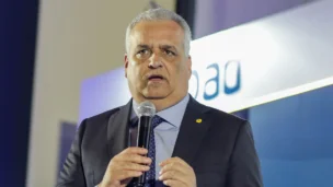 O vice Alfredo Gaspar