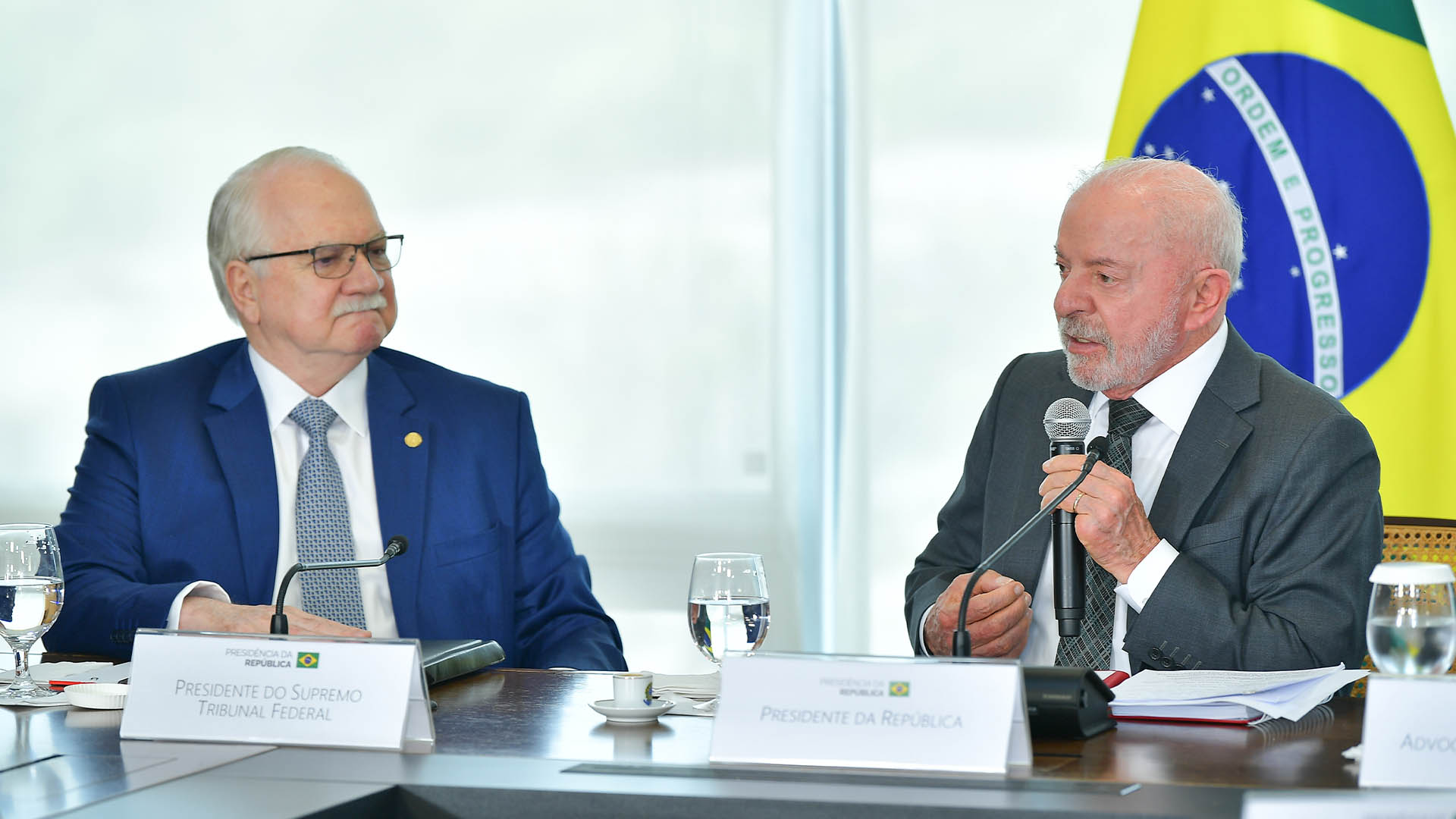 Lula vislumbra ‘aliança’ com Fachin como saída para se descolar da crise no STF