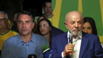 O senador Flávio Bolsonaro e o presidente da República, Luiz Inácio Lula da Silva